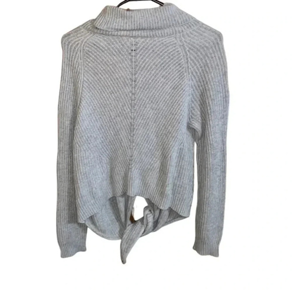 Anthropologie Moth Tie Front Turtle Neck Light Gray Cashmere Blend Sweater Small - Picture 6 of 6